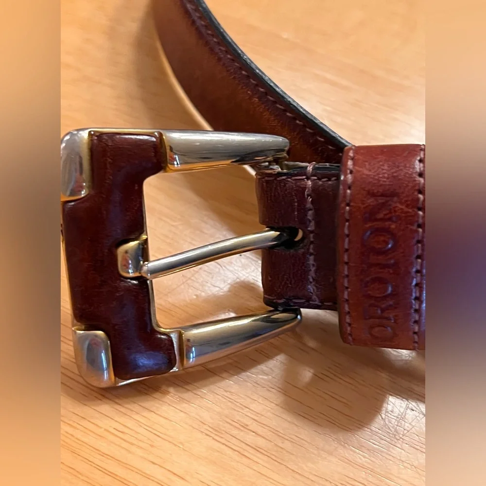 Oroton Brown Leather Belt Australian made size M brass buckle vintage statement